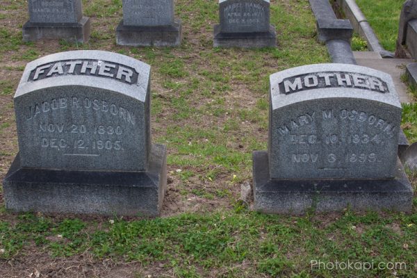 Mother and Father Headstones - Photokapi.com